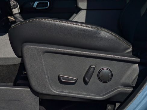 New 2025 Ford Bronco Badlands image 40