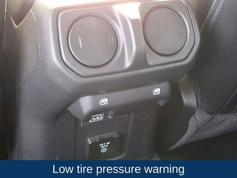 Used 2022 Jeep Wrangler Unlimited Sahara w/ Cold Weather Group image 13