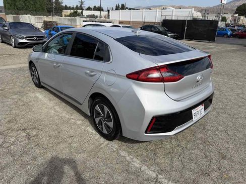 Used 2017 Hyundai Ioniq SEL FWD image 6