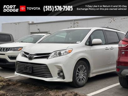 Used 2018 Toyota Sienna XLE w/ Carpet Mat Package