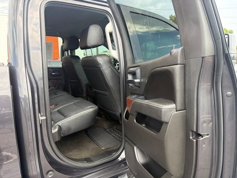 Used 2015 GMC Sierra 1500 SLE w/ SLE Value Package RWD image 18
