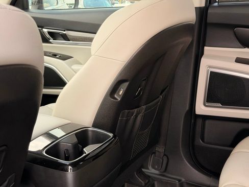 Used 2022 Kia Telluride EX FWD image 20