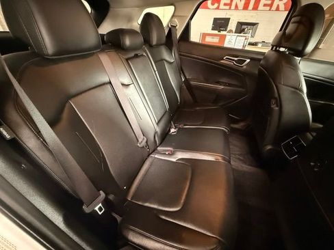 Used 2024 Kia Sportage EX FWD image 26