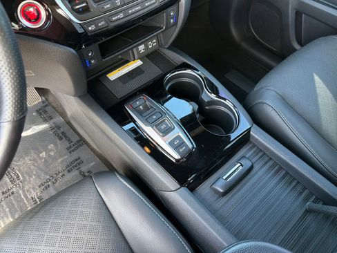 Used 2022 Honda Passport Elite image 17