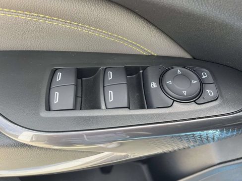 Used 2025 Chevrolet Trax ACTIV w/ Driver Confidence Package FWD image 18