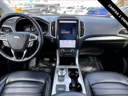 Used 2024 Ford Edge SEL image 7