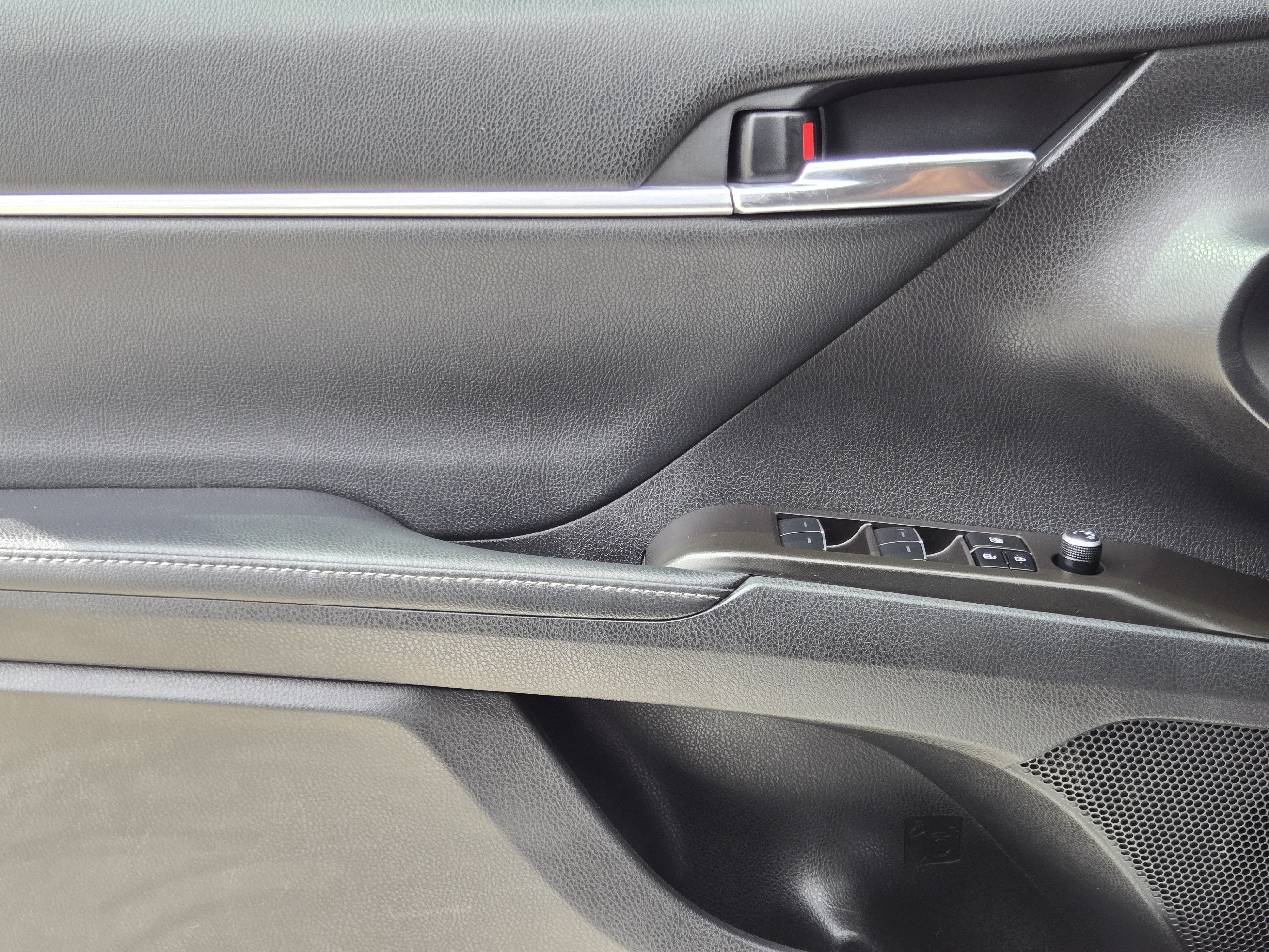 Used 2023 Toyota Camry XSE w/ Navigation Package FWD image 20
