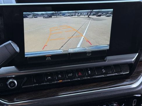 Used 2024 GMC Sierra 1500 Elevation image 19