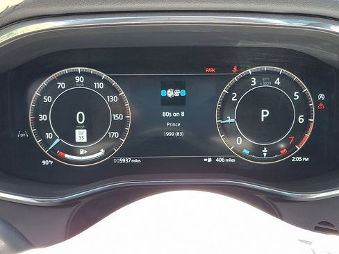 Used 2025 Jaguar F-PACE R-Dynamic S image 22