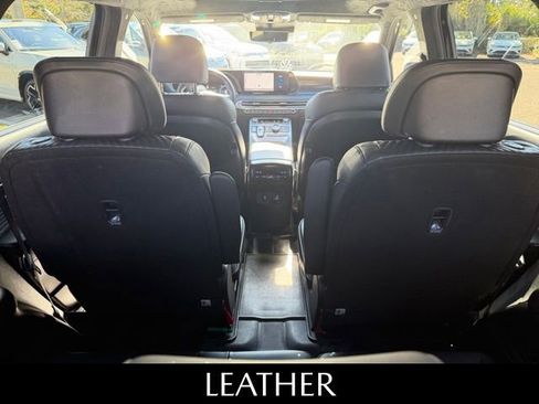 Used 2024 Hyundai Palisade Calligraphy image 10