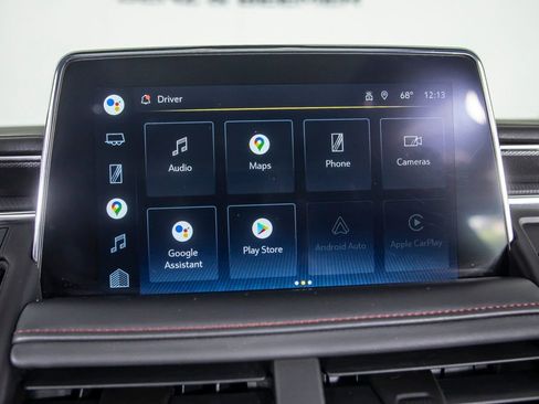 Used 2022 Chevrolet Suburban RST w/ Sport Performance Package image 34