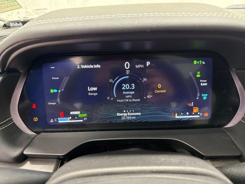 Used 2022 Jeep Grand Cherokee Overland w/ Luxury Tech Group IV image 27