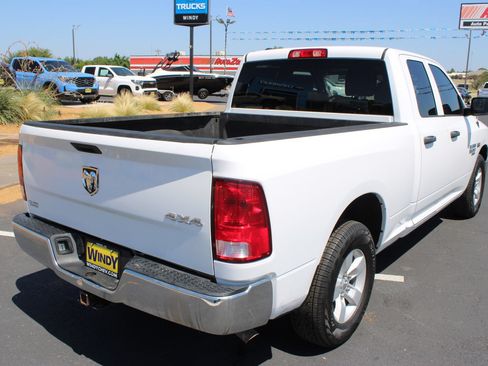 Used 2021 RAM 1500 Tradesman w/ Chrome Appearance Group AWD/4WD image 8