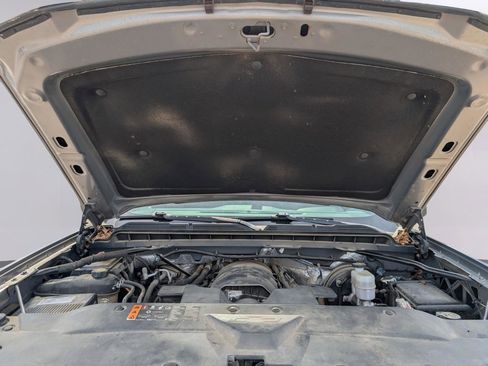 Used 2017 Chevrolet Silverado 1500 LT w/ All Star Edition image 30