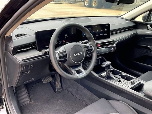Used 2025 Kia K5 LXS FWD image 13