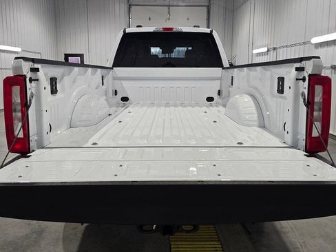 Used 2024 Ford F350 XLT w/ FX4 Off-Road Package image 15