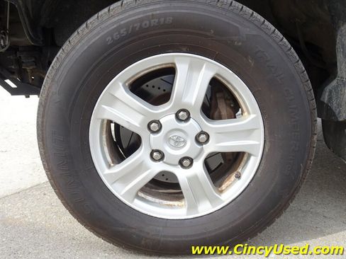 Used 2011 Toyota Tundra 4x4 Double Cab image 25