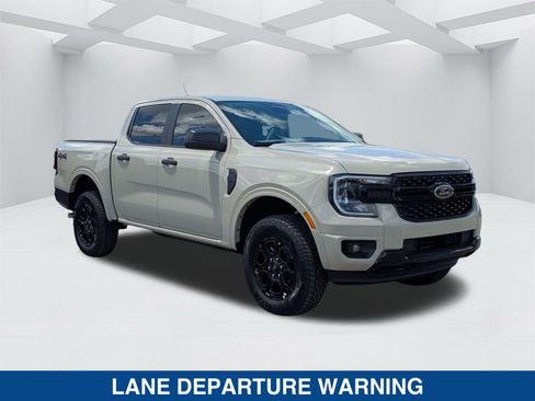 New 2025 Ford Ranger XLT w/ Black Appearance Package AWD/4WD image 2