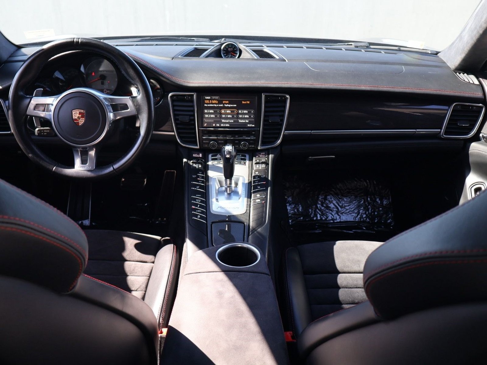 Certified 2015 Porsche Panamera GTS AWD/4WD image 21