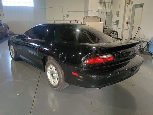 Used 1995 Chevrolet Camaro Z28 image 3