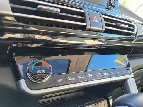 Used 2021 Kia Seltos EX image 31