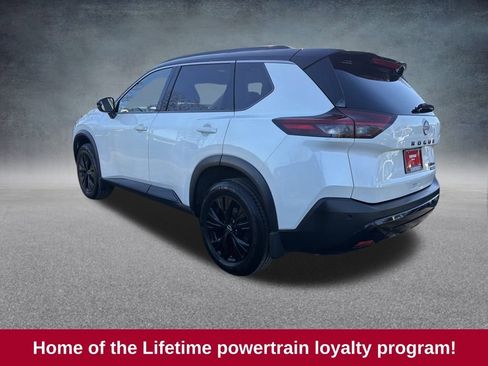 Used 2023 Nissan Rogue SV w/ SV Premium Package image 7