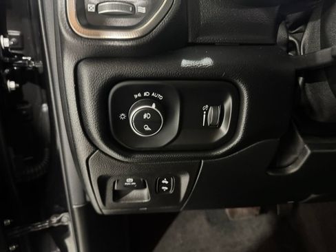 Used 2022 RAM 1500 Sport w/ Rebel Level 2 Equipment Group AWD/4WD image 37