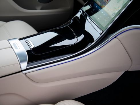 New 2026 Mercedes-Benz GLC 300 4MATIC image 21