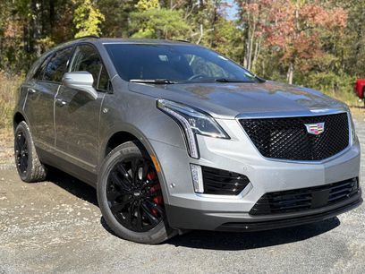 New 2025 Cadillac XT5 Sportv w/ Technology Package