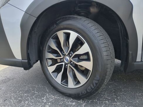 Certified 2025 Subaru Outback Limited w/ Popular Package #2 AWD/4WD image 34