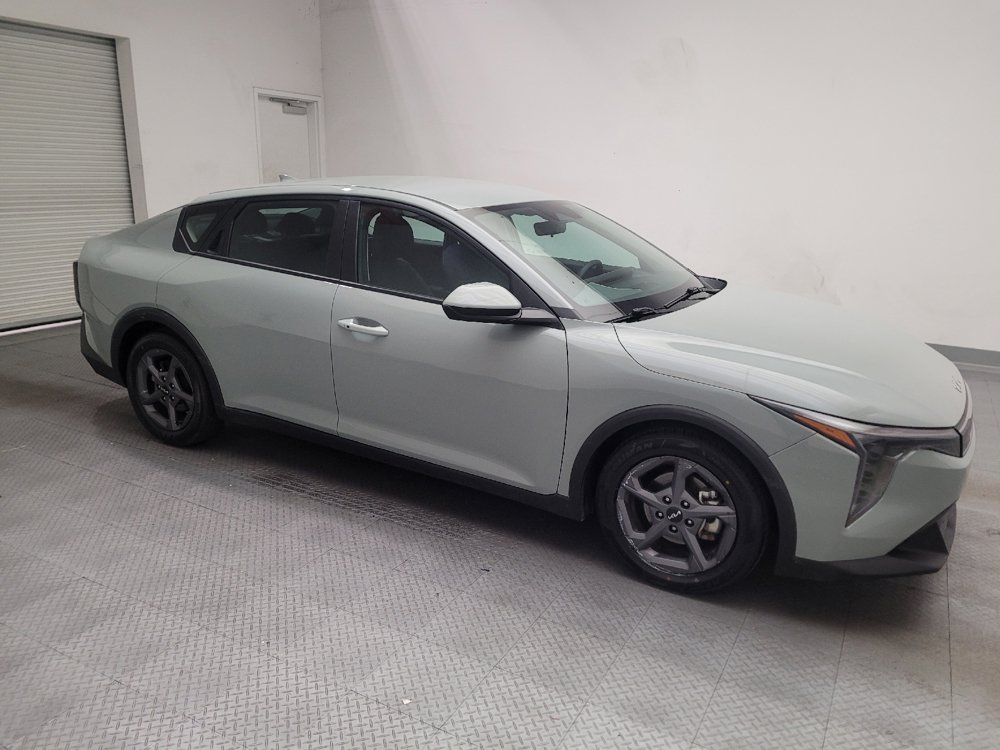 Used 2025 Kia K4 FWD image 11