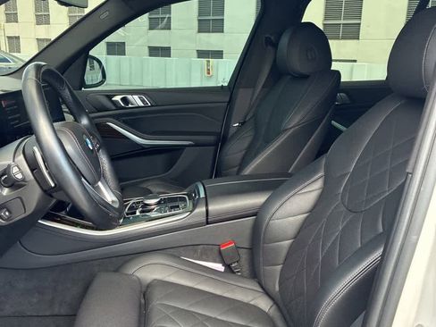 Used 2024 BMW X5 sDrive40i w/ Parking Assistance Package image 3