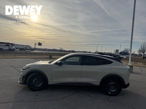 Certified 2025 Ford Mustang Mach-E GT image 5