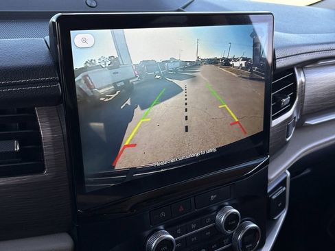 Certified 2023 Ford Expedition Limited image 20