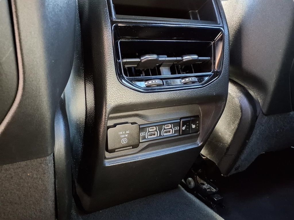 Used 2024 Jeep Grand Cherokee Limited 4xe AWD/4WD image 23