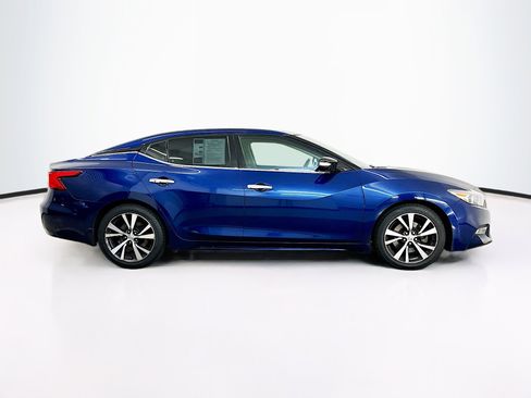 Used 2017 Nissan Maxima Platinum FWD image 10