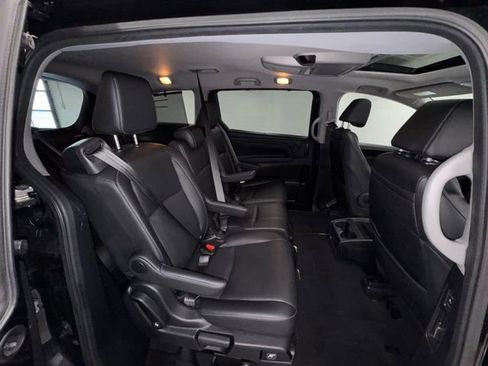 Used 2022 Honda Odyssey Touring image 18