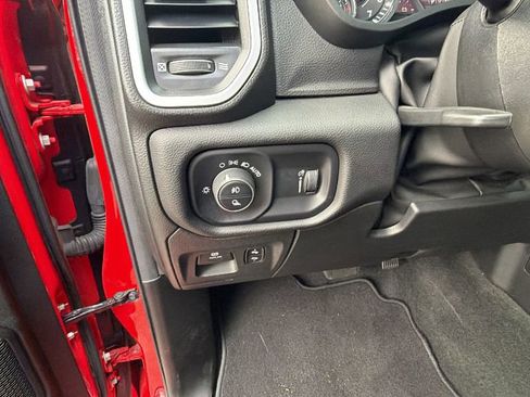 Used 2023 RAM 1500 Big Horn image 30