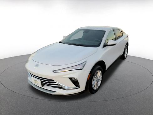 Used 2025 Buick Envista Preferred image 8