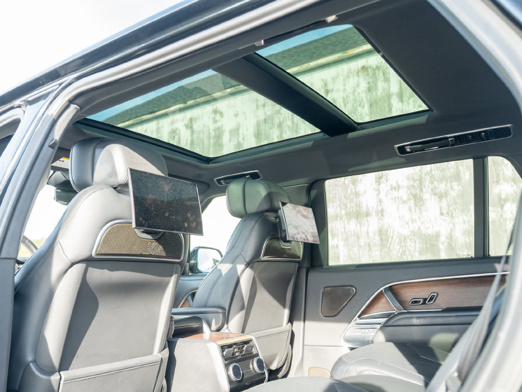 Used 2023 Land Rover Range Rover Long Wheelbase Autobiography AWD/4WD image 36
