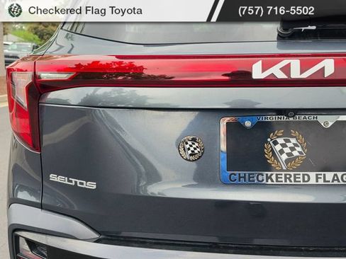 Used 2024 Kia Seltos EX AWD/4WD image 17
