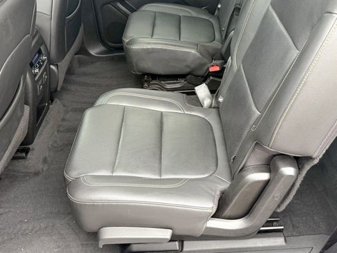 Used 2020 Chevrolet Traverse Premier w/ Redline Edition image 20