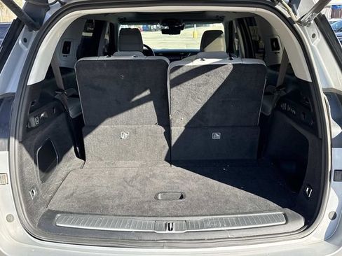 Used 2021 Jeep Grand Cherokee L Overland w/ Luxury Tech Group IV image 12