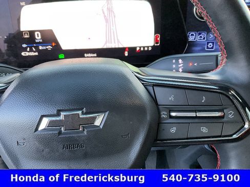 Used 2025 Chevrolet Equinox EV RS AWD/4WD image 34