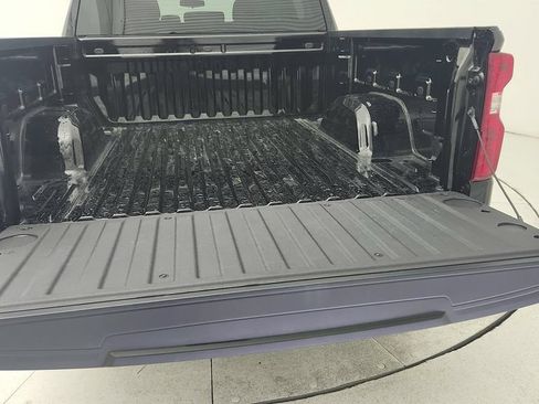 Certified 2026 Chevrolet Silverado 1500 LT RWD image 34