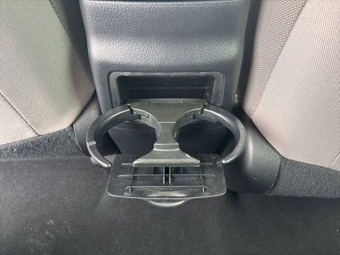 Used 2016 Toyota Corolla LE image 20