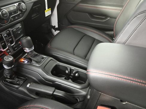 New 2026 Jeep Gladiator Rubicon w/ Safety Group image 31