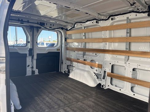 Certified 2022 Ford Transit 250 Low Roof w/ Exterior Upgrade Package image 20