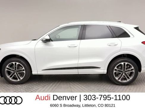 Used 2025 Audi Q5 Premium w/ Premium Plus AWD/4WD image 5