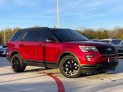 Used 2018 Ford Explorer Sport w/ Equipment Group 401A image 5